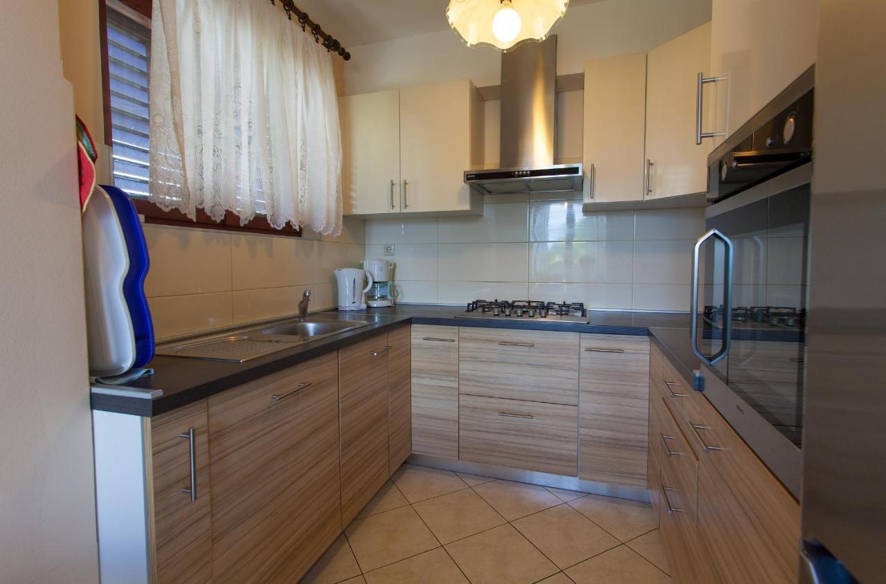 Apartments Nedeljka Malinska Kültér fotó