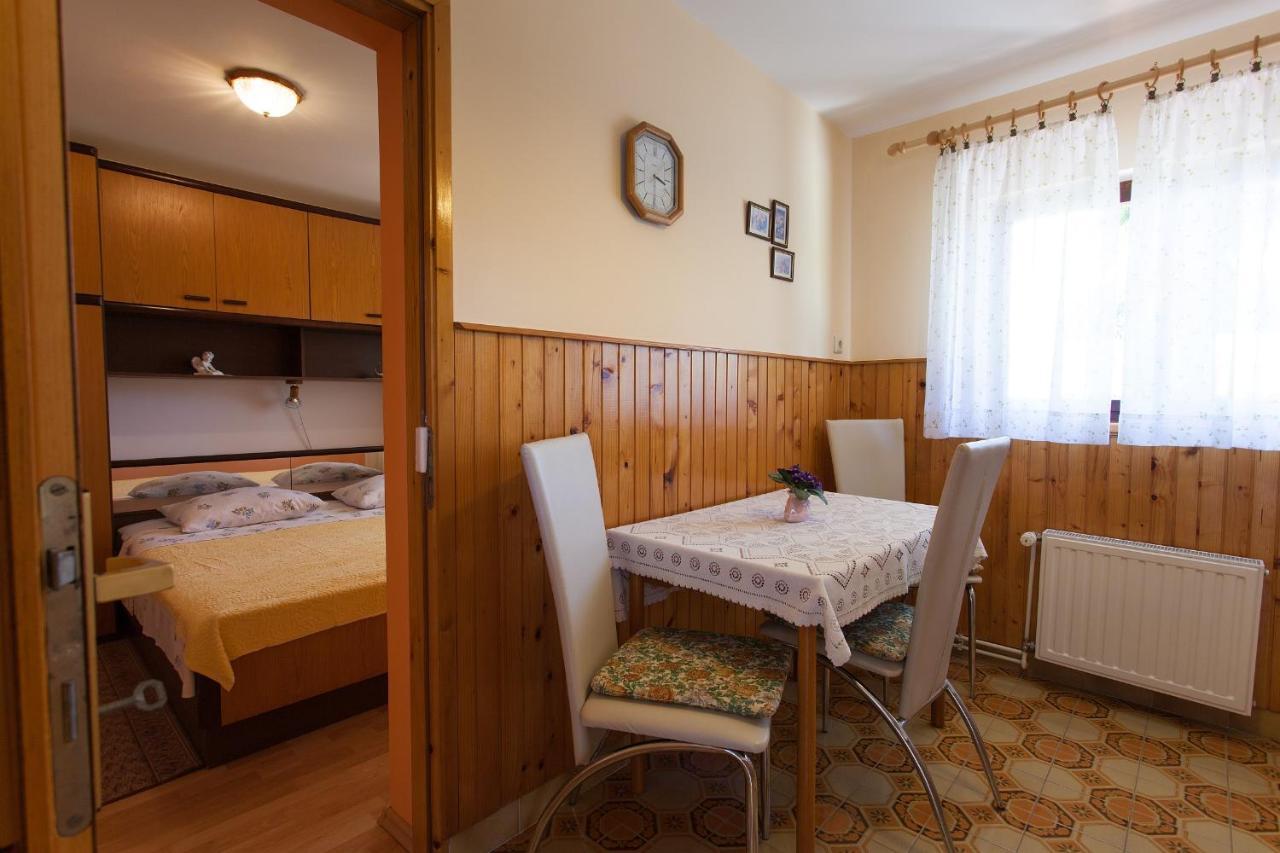 Apartments Nedeljka Malinska Kültér fotó