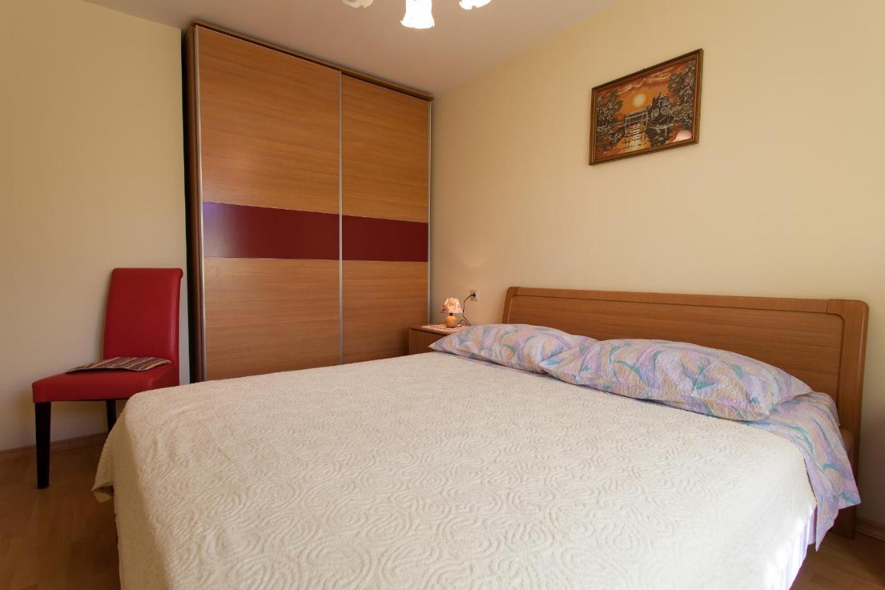 Apartments Nedeljka Malinska Kültér fotó