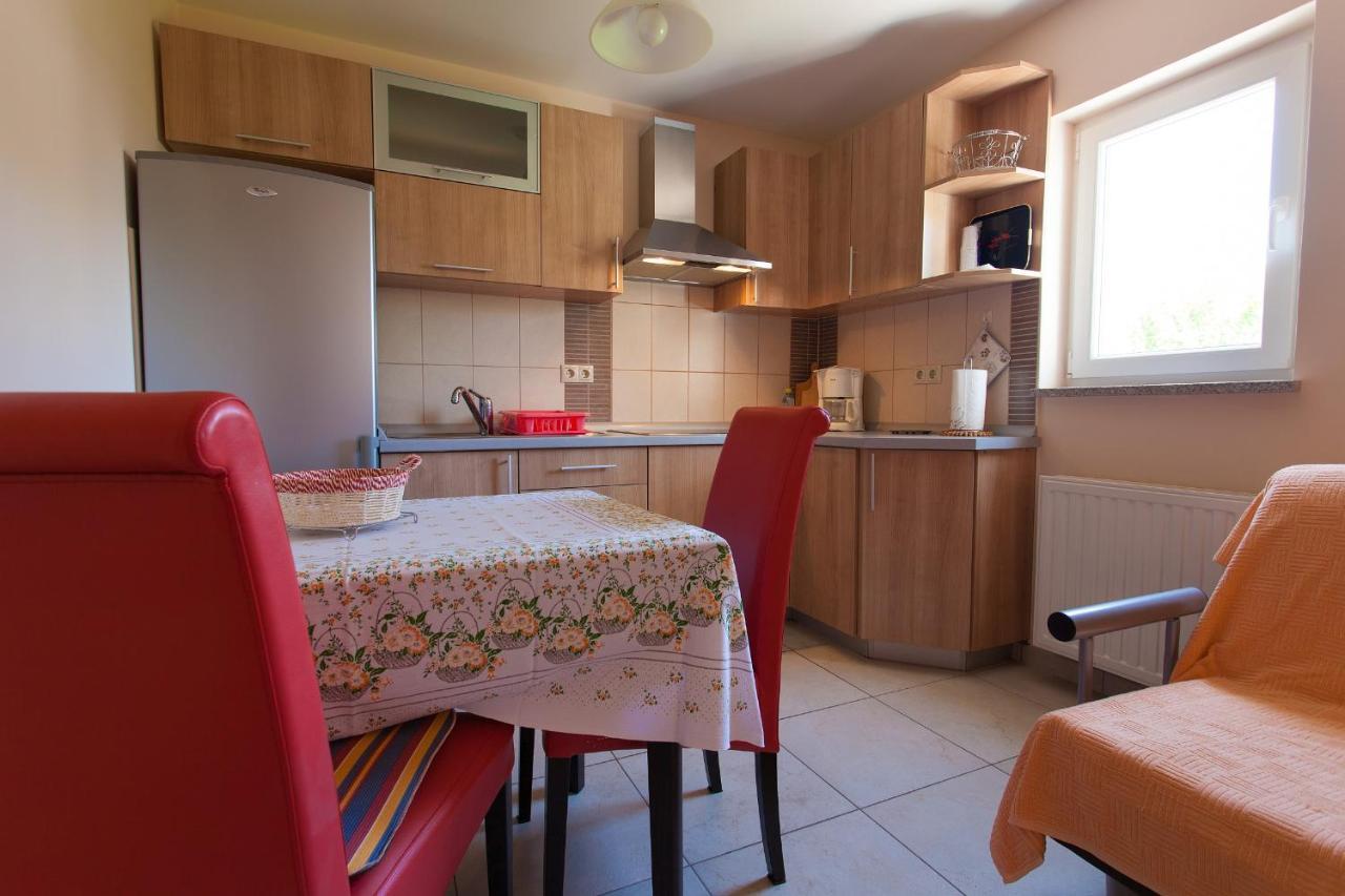 Apartments Nedeljka Malinska Kültér fotó